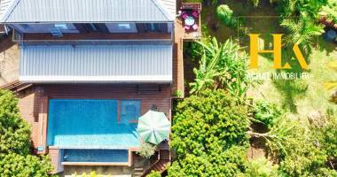 villa  6 pièces de 225 m2 aux avirons