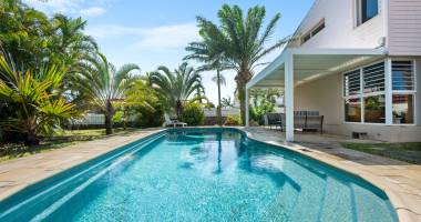 sainte-marie (grande montÉe) - maison t6 plain-pied  avec piscine