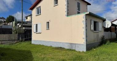 a louer belle villa d'environ 110 m² de type f4 entièrement rénovée  la plaine des cafres