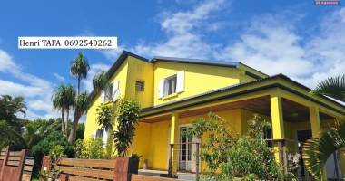 a louer villa f6 de 162,65 m2 avec jardin