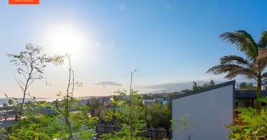 le charme de terre sainte à 200m du lagon - maison de ville à réinventer