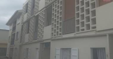 a louer appartement t2 en centre ville de saint-paul