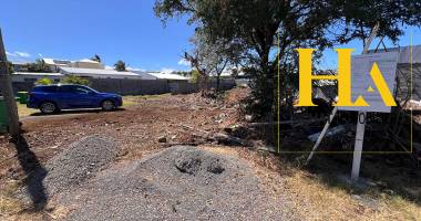 terrain à bâtire de 619 m² - bois d'olives