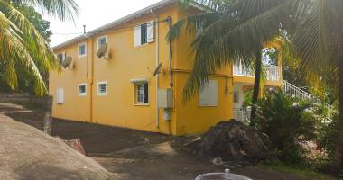 location appartement t2 calme et vue mer à pointe-noire