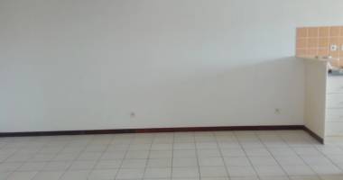 ppartement duplex f4 – saint-pierre ravine blanche 97410