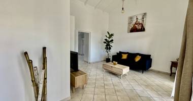 a louer - t3 meublé rénové   résidence sécurisée avec piscine à baie-mahault