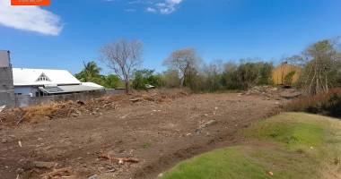 a vendre- st pierre- terrain de 430m2- au calme d'une impasse.