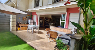 a louer -  t3 duplex meublé 75 m2 avec jardin privatif de 175m2 village de tabanon