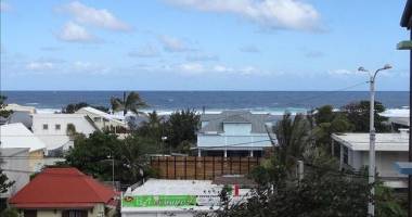 appartement 4 pièces vue mer avec terrasse et parking en front de mer