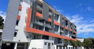 à vendre t2 libre sainte clotilde réf 3285