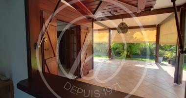 villa t4 non meublee - baie mahault - 1800 € / mois