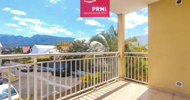 prmi - le tampon - appartement t2 avec parking et vue montagne !